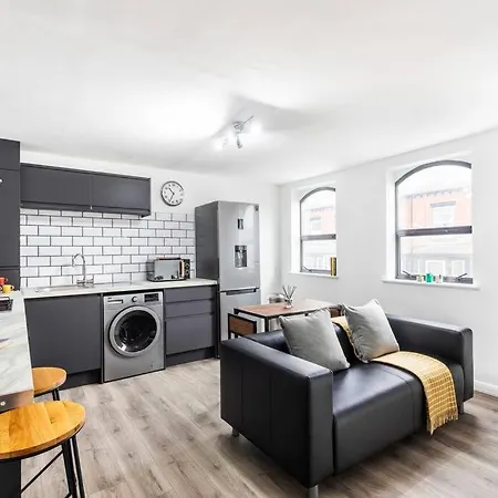 Hot - Luxury Close To Centre 公寓 *